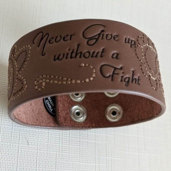 Layla Never Give Up Leather Bracelet Brown 7" / 8" NIP NEW IN PACKAGE - Picture 6 of 7